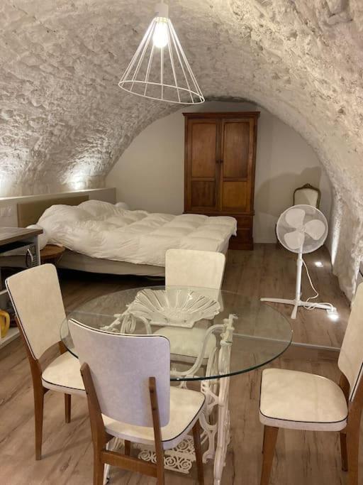 Les Matelles : Charmant Logement En Pierres Exterior photo